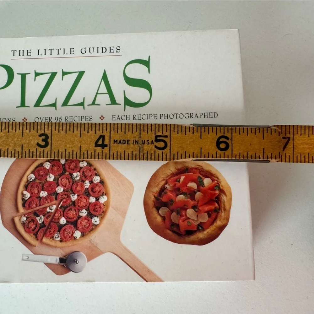 Barnes & Noble The Little Guides Pizzas Cookbook
